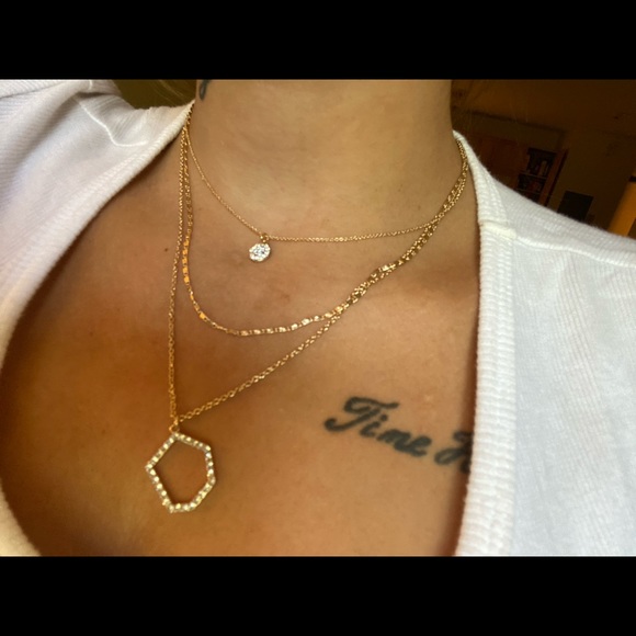 HUGE LOT FOREVER 21 JEWELRY - Picture 8 of 15